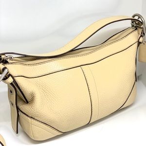 COACH💥VINTAGE💥CARAMEL TAN PEBBLE LEATHER HOBO BAG